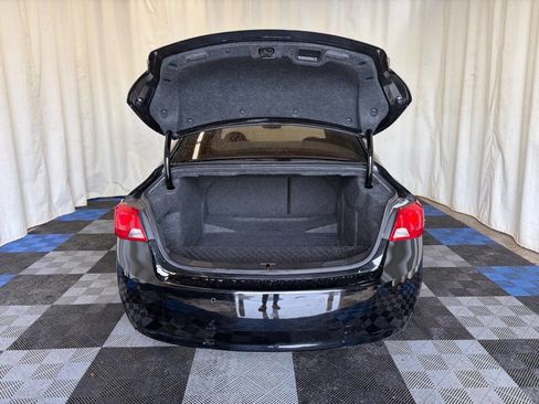 Used 2014 Chevrolet Impala LT w/ Convenience Package image 10