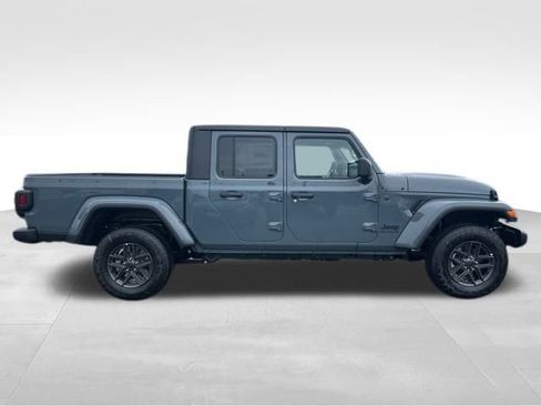 New 2026 Jeep Gladiator Sport image 8