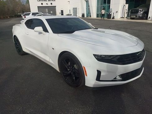 Used 2023 Chevrolet Camaro LT w/ RS Package image 5