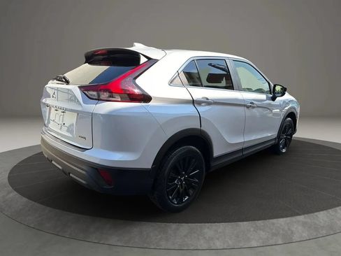 Used 2024 Mitsubishi Eclipse Cross LE AWD/4WD image 5