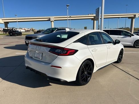 Used 2022 Honda Civic Sport image 12