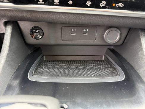 Used 2025 Nissan Rogue SV AWD/4WD image 25