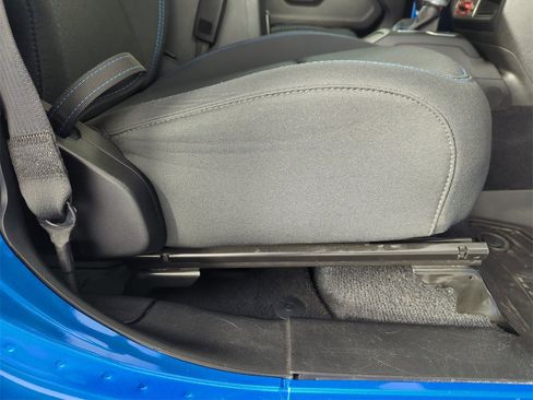 Used 2022 Jeep Wrangler Unlimited Rubicon 4xe image 36