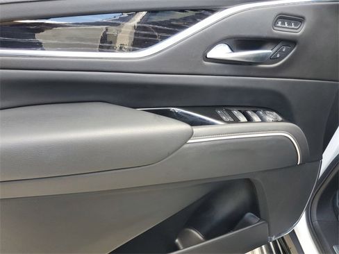 Used 2021 Cadillac Escalade ESV Sport image 21