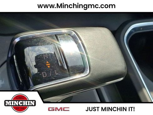 Used 2023 Chevrolet Silverado 1500 RST AWD/4WD image 16