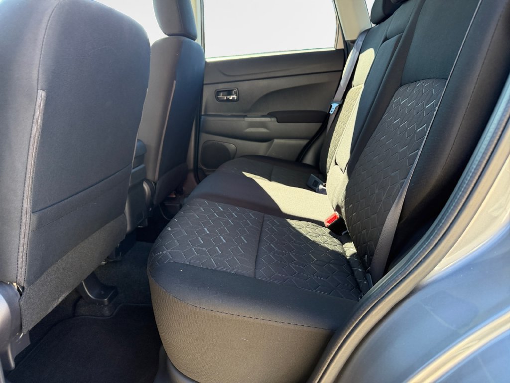 Used 2024 Mitsubishi Outlander Sport ES AWD/4WD image 24