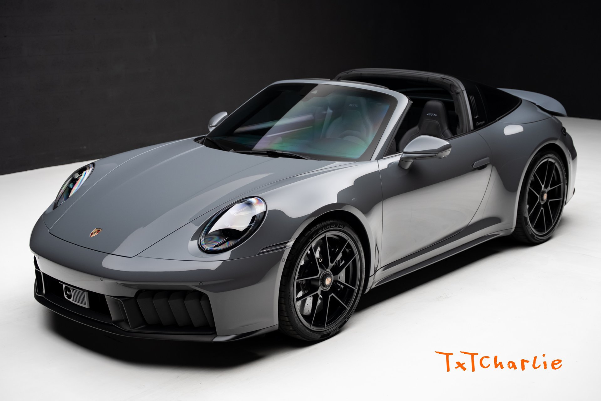 Used 2025 Porsche 911 Targa 4 GTS AWD/4WD image 1
