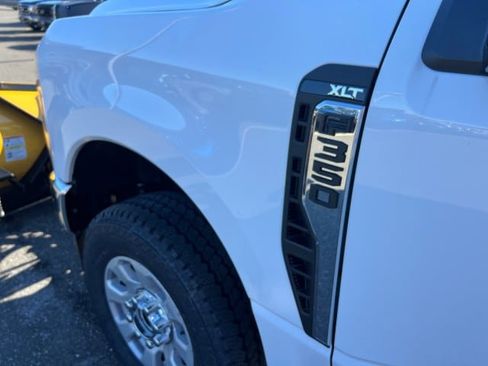 New 2024 Ford F350 XLT w/ FX4 Off-Road Package image 26