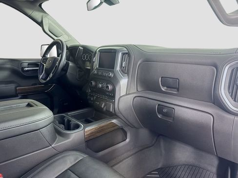 Used 2020 Chevrolet Silverado 1500 LT Trail Boss AWD/4WD image 31
