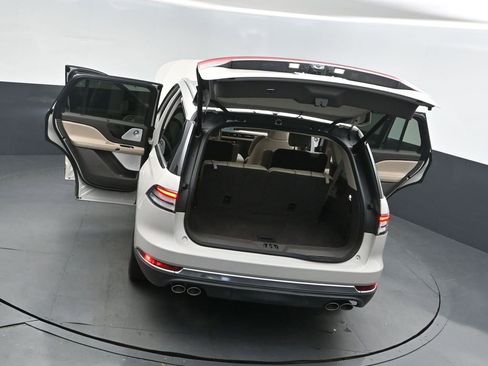 Used 2023 Lincoln Aviator Reserve w/ Equipment Group 201A image 52