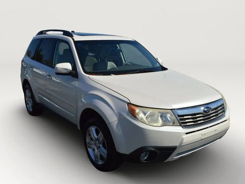 Used 2009 Subaru Forester 2.5X Limited AWD/4WD image 12