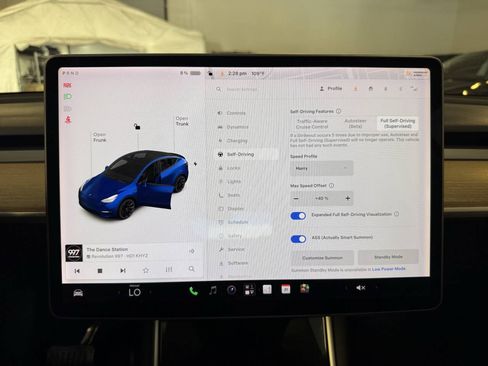 Used 2020 Tesla Model Y Long Range AWD/4WD image 34