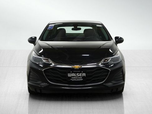 Used 2019 Chevrolet Cruze LT w/ Convenience Package image 8