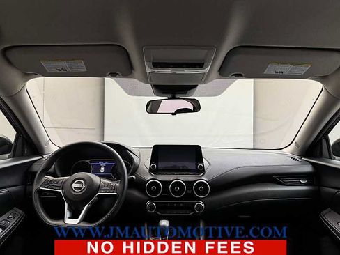 Used 2024 Nissan Sentra SV FWD image 11