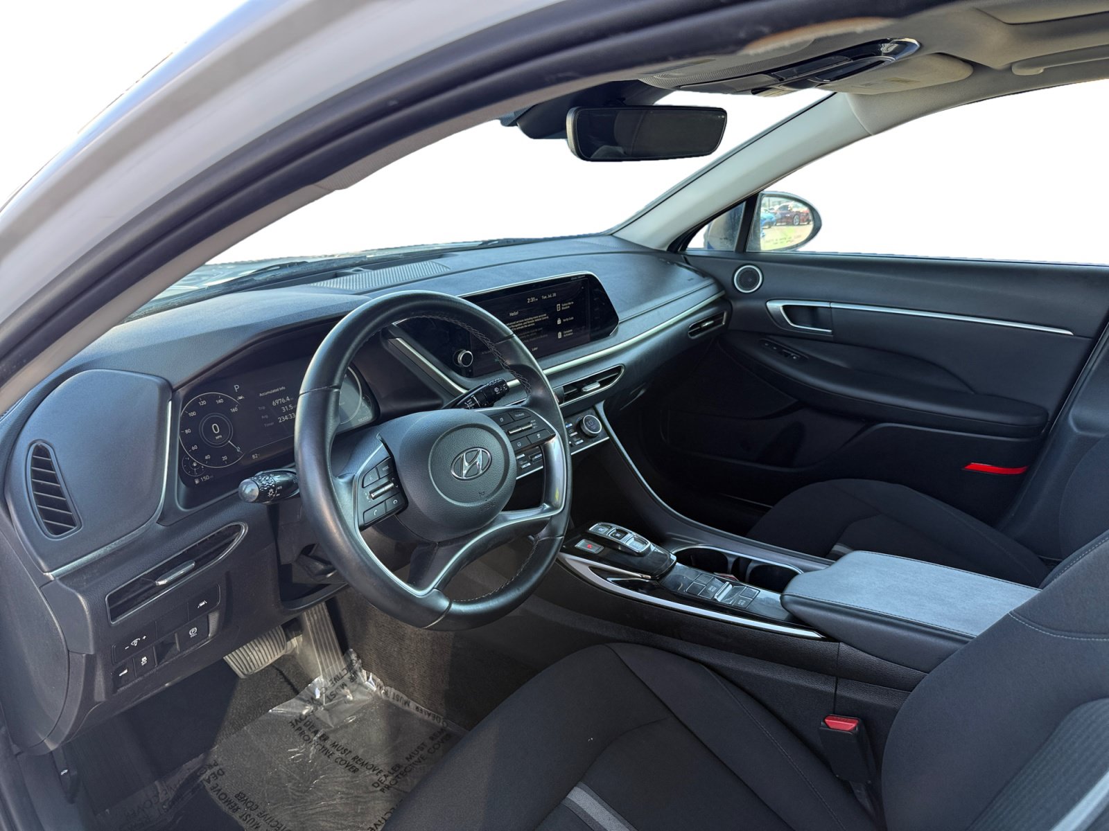 Used 2023 Hyundai Sonata SEL w/ Convenience Package FWD image 9