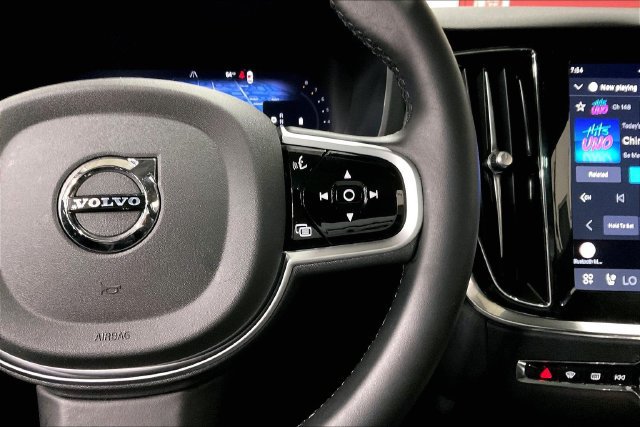Certified 2026 Volvo V60 B5 Cross Country Plus AWD/4WD image 22