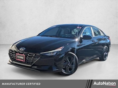 Certified 2023 Hyundai Elantra SEL image 1