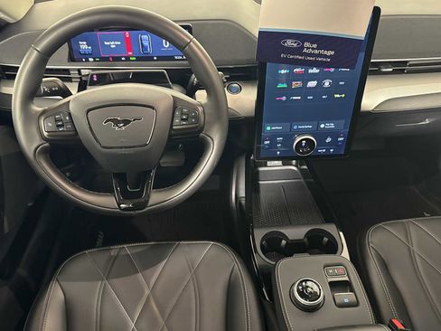 Certified 2021 Ford Mustang Mach-E California Route 1 image 24