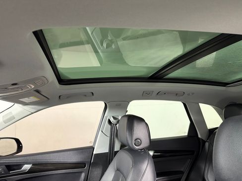 Used 2019 Audi Q5 2.0T Premium Plus w/ Premium Plus Package image 14