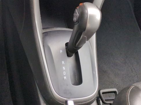 Used 2022 Chevrolet Trax LT w/ Driver Confidence Package image 30