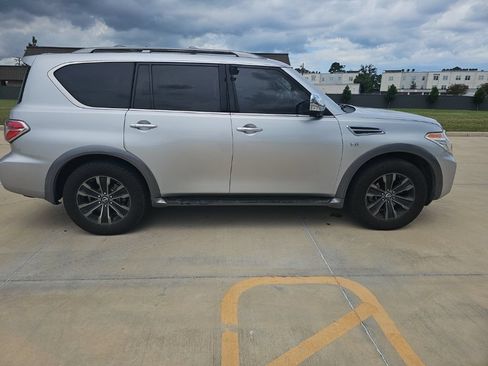 Used 2017 Nissan Armada Platinum w/ Captain Seat Package RWD image 9