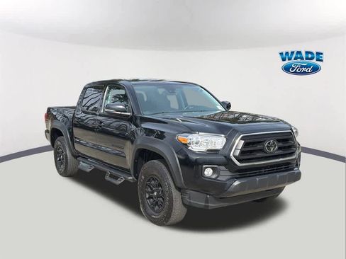 Used 2022 Toyota Tacoma SR5 image 3