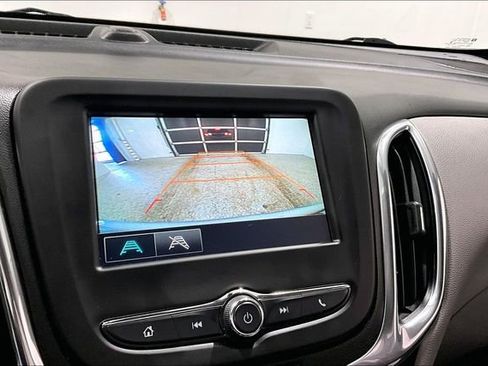 Used 2018 Chevrolet Equinox LS image 14