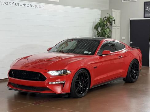 Used 2019 Ford Mustang GT w/ Equipment Group 301A RWD image 7