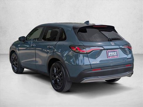 Used 2024 Honda HR-V Sport image 8