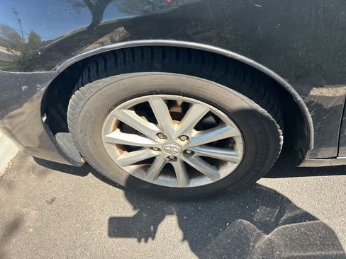 Used 2011 Toyota Camry XLE w/ XLE Extra-Value Pkg #2 image 25