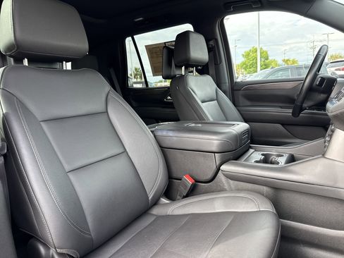 Used 2023 Chevrolet Tahoe Z71 w/ Luxury Package AWD/4WD image 22