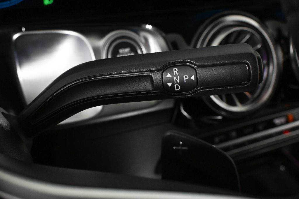 Certified 2023 Mercedes-Benz GLB 250 4MATIC image 16