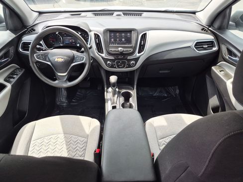 Used 2022 Chevrolet Equinox LS w/ LS Convenience Package AWD/4WD image 28