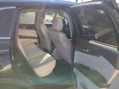 Used 2020 Lincoln Nautilus Reserve w/ Equipment Group 201A image 18