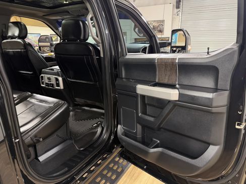 Used 2020 Ford F250 Lariat AWD/4WD image 16