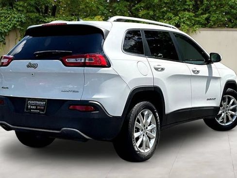 Used 2016 Jeep Cherokee Limited AWD/4WD image 6