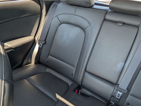 Used 2020 Hyundai Kona Limited AWD/4WD image 12