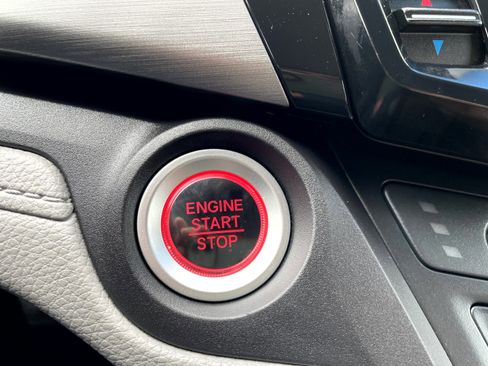 Used 2019 Honda Odyssey EX-L image 18