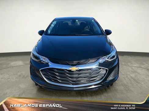 Used 2019 Chevrolet Cruze LT image 9