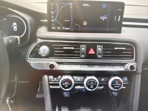 Used 2023 Genesis G70 3.3T w/ Sport Advanced Package image 8