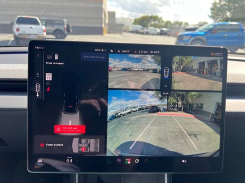 Used 2026 Tesla Model Y Long Range AWD/4WD image 17