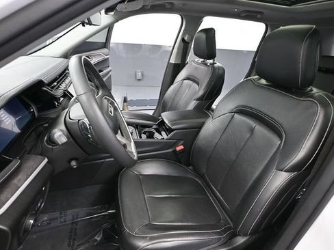 Used 2023 Jeep Grand Cherokee 4WD 4xe w/ Luxury Tech Group II image 26