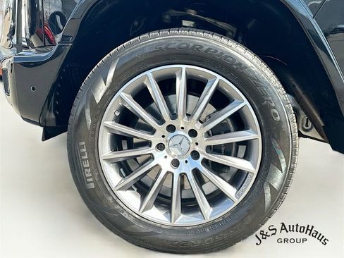 Used 2024 Mercedes-Benz G 550 image 39