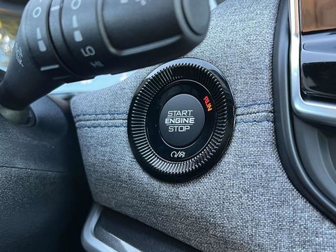 New 2026 Jeep Compass Latitude image 29