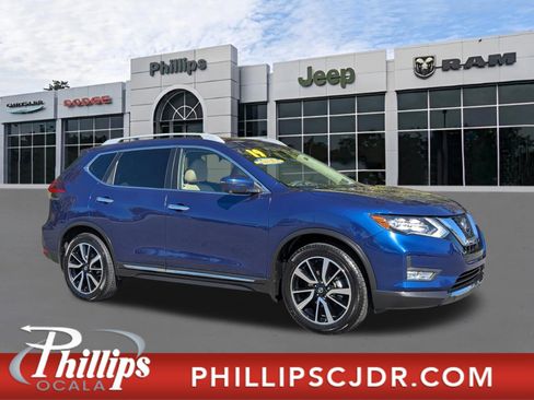 Used 2019 Nissan Rogue SL w/ Premium Package image 1