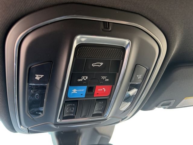 New 2026 Jeep Grand Cherokee Laredo X AWD/4WD image 18