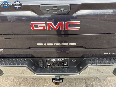 Used 2022 GMC Sierra 1500 SLT image 18