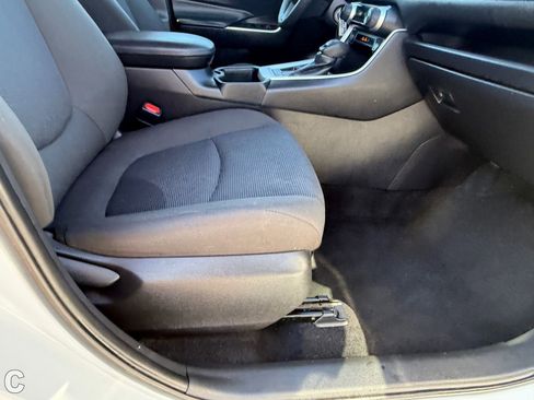 Used 2024 Toyota RAV4 LE image 11