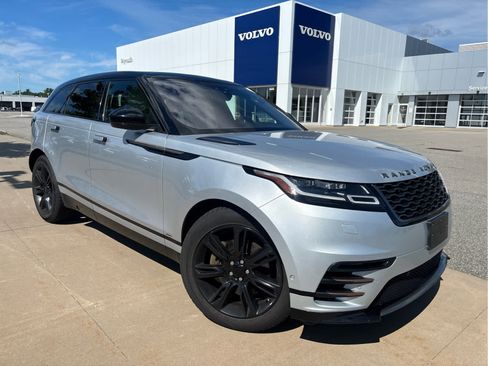 Used 2018 Land Rover Range Rover Velar R-Dynamic SE AWD/4WD image 2