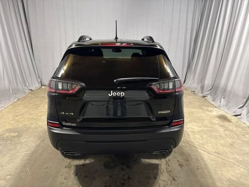 Used 2022 Jeep Cherokee Latitude Lux w/ Mopar Interior Package AWD/4WD image 30
